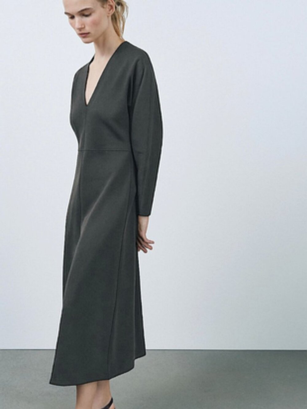NWT Zara Women's Interlock Midi Dress V-neck Long Sleeve Dark Grey Cotton Size S